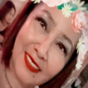 Meet your Posher, Alicia